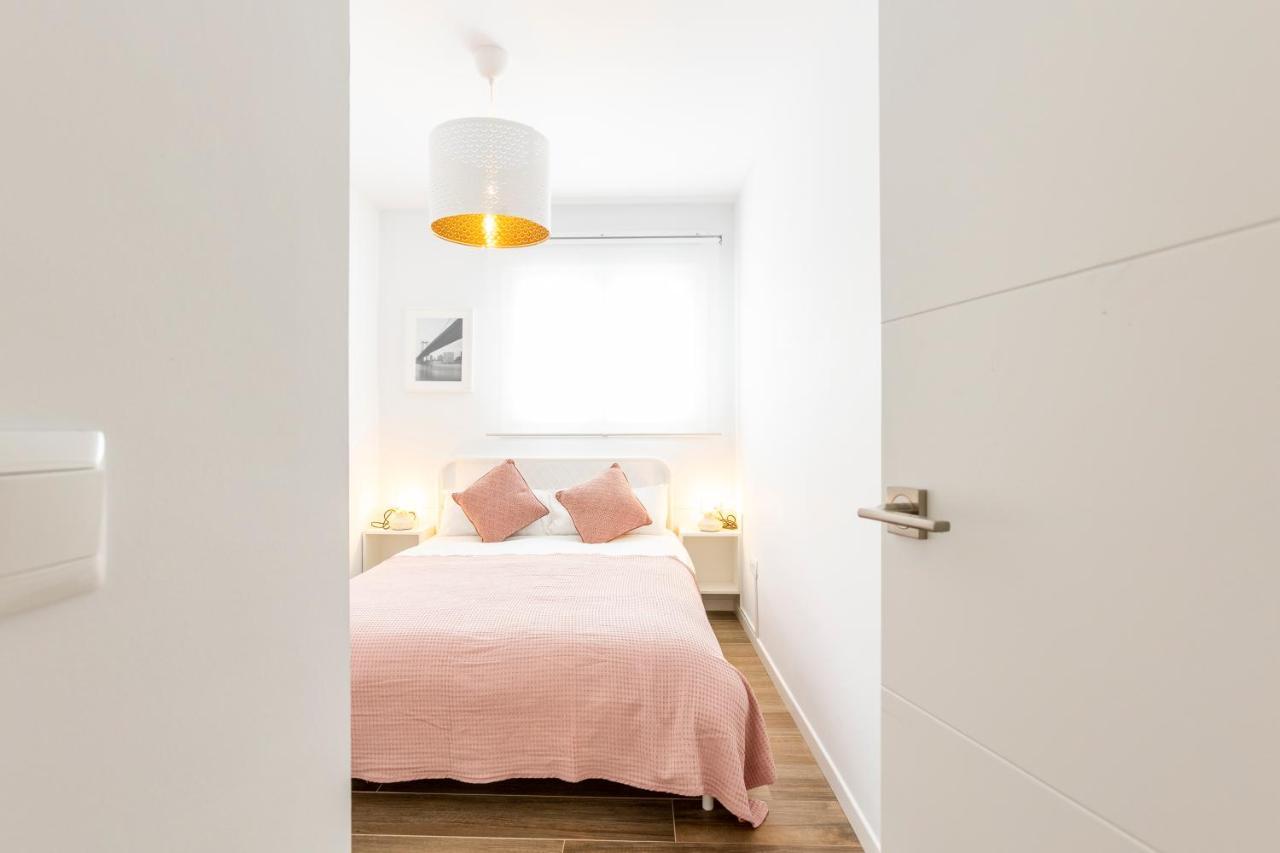 Fabuloso Apartamento Nuevo Con Parking Y Piscina Малага Экстерьер фото